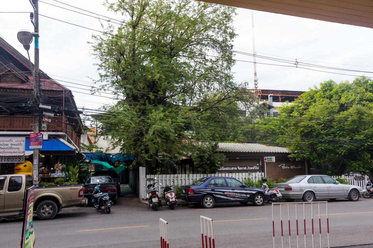 Suan Dok Gate गेस्ट हाउस 3*